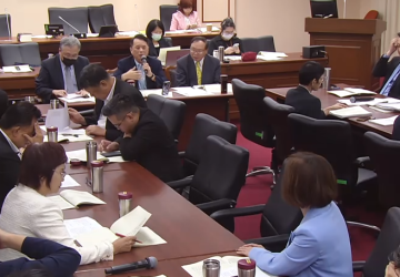 立院初審通過 提高非法旅宿業相關罰鍰上限。圖：立法院議事轉播